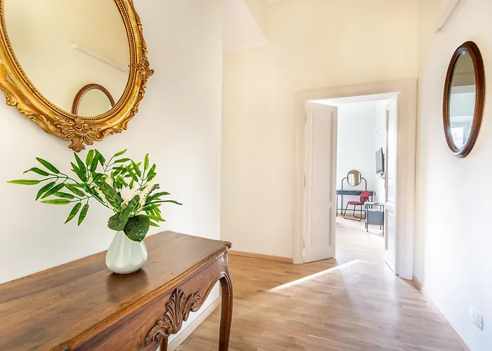 Iflat Vatican New Bright & Comfy 3 Bedroom Roma